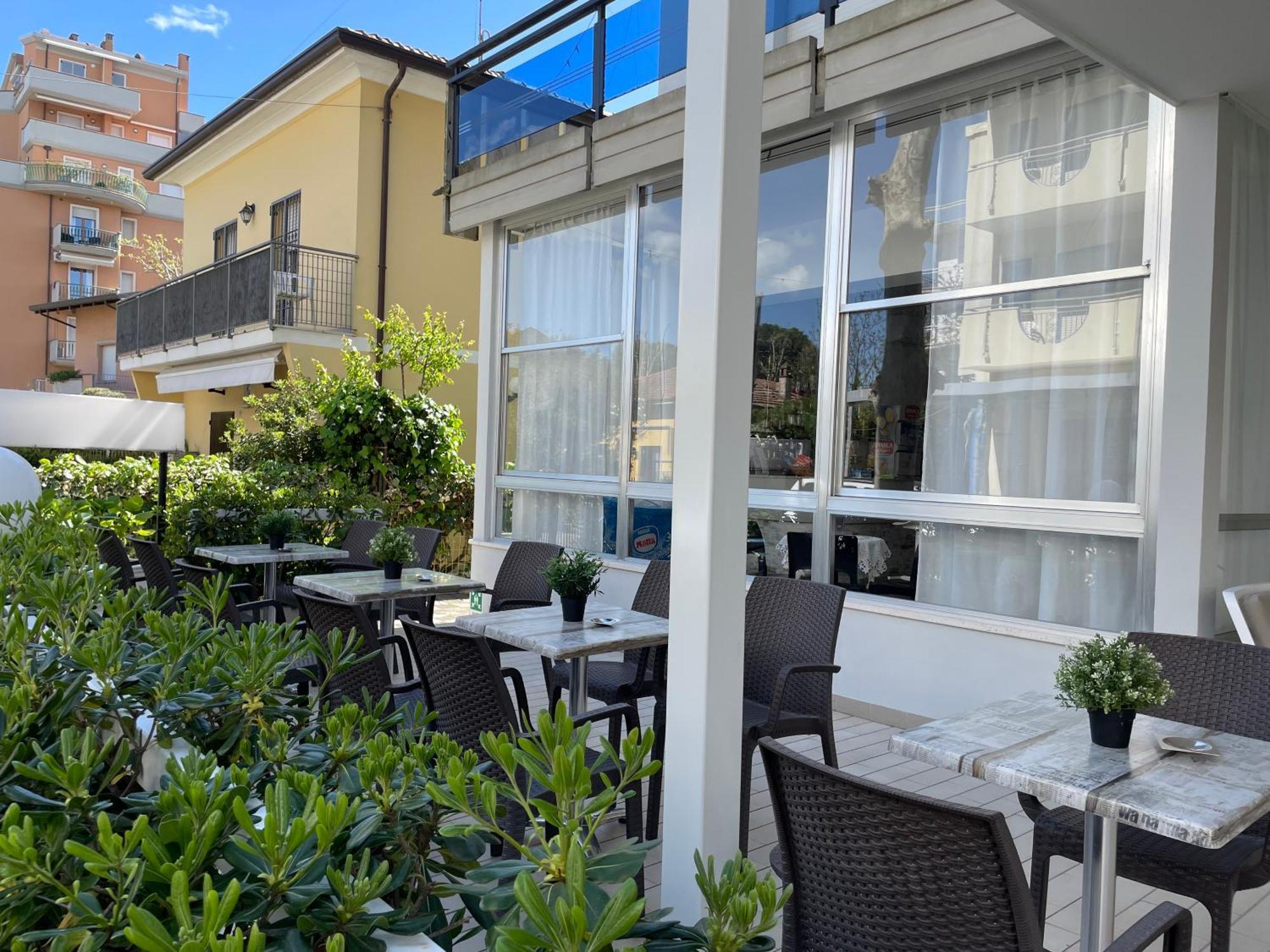 Hotel Barbiani Riccione Eksteriør bilde
