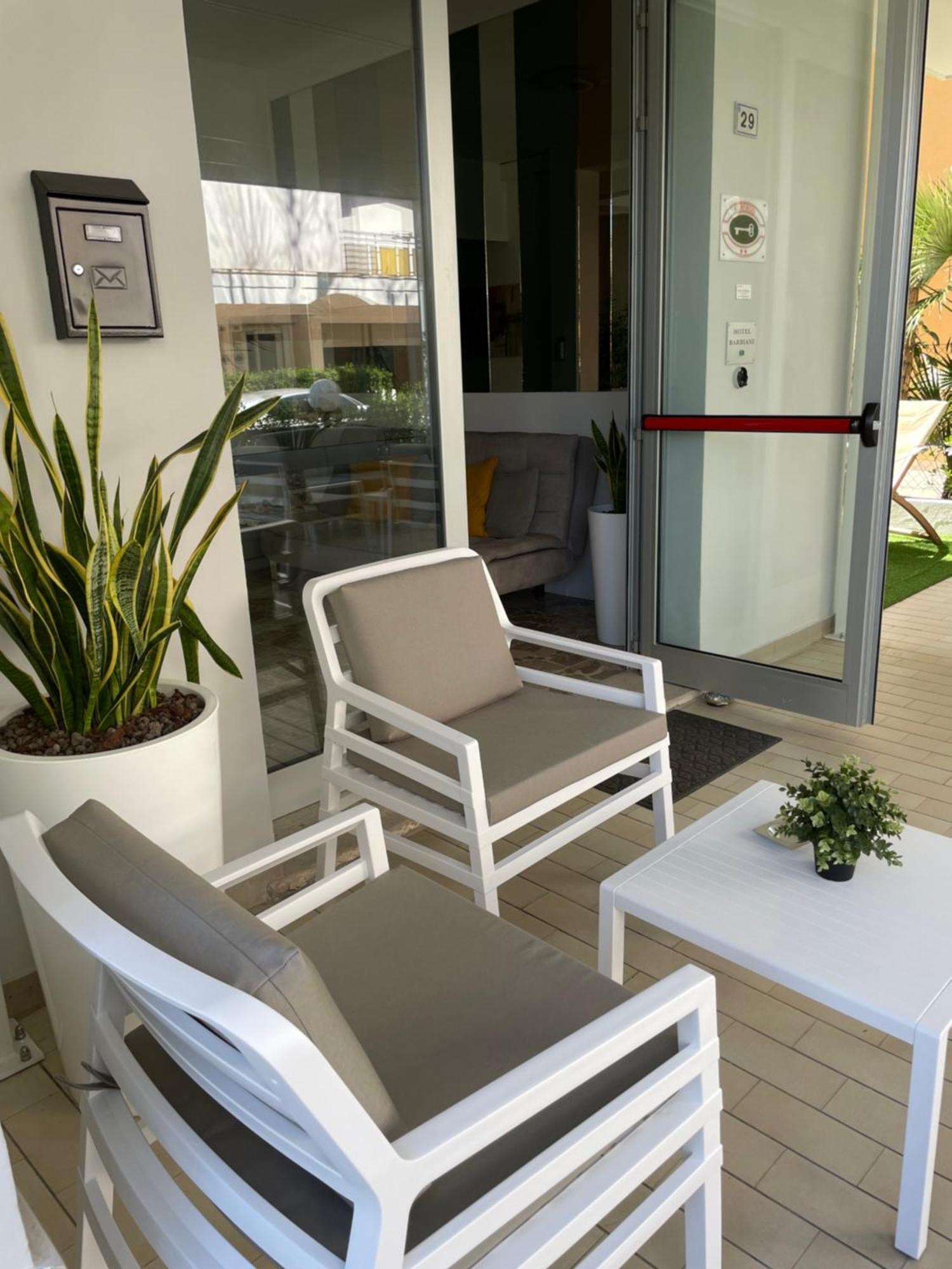 Hotel Barbiani Riccione Eksteriør bilde
