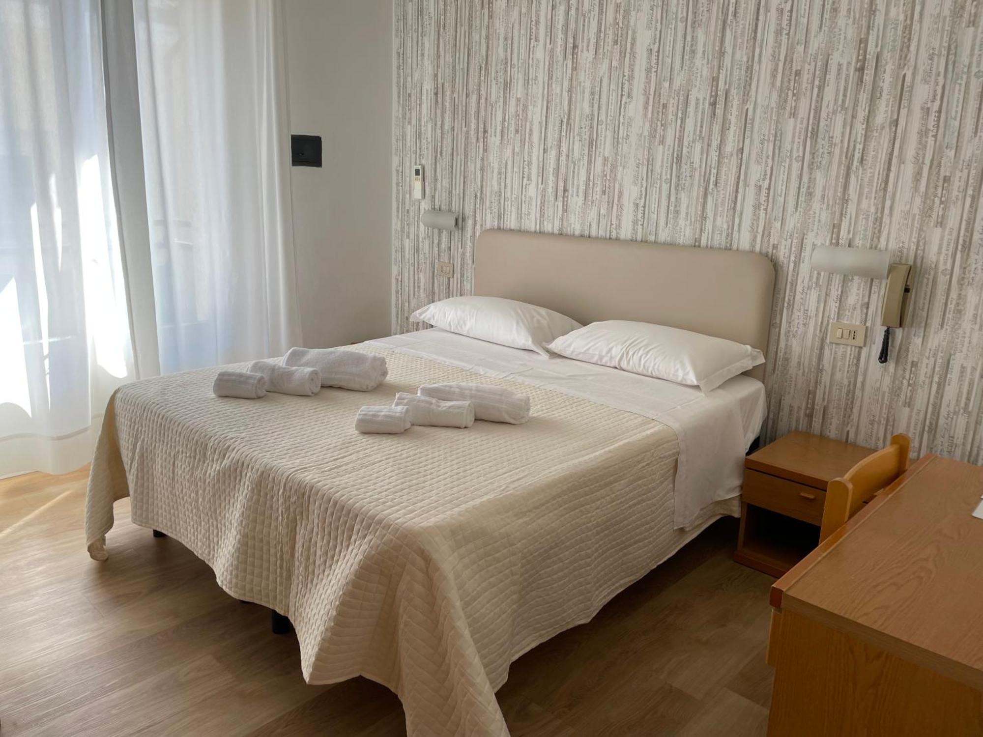Hotel Barbiani Riccione Eksteriør bilde