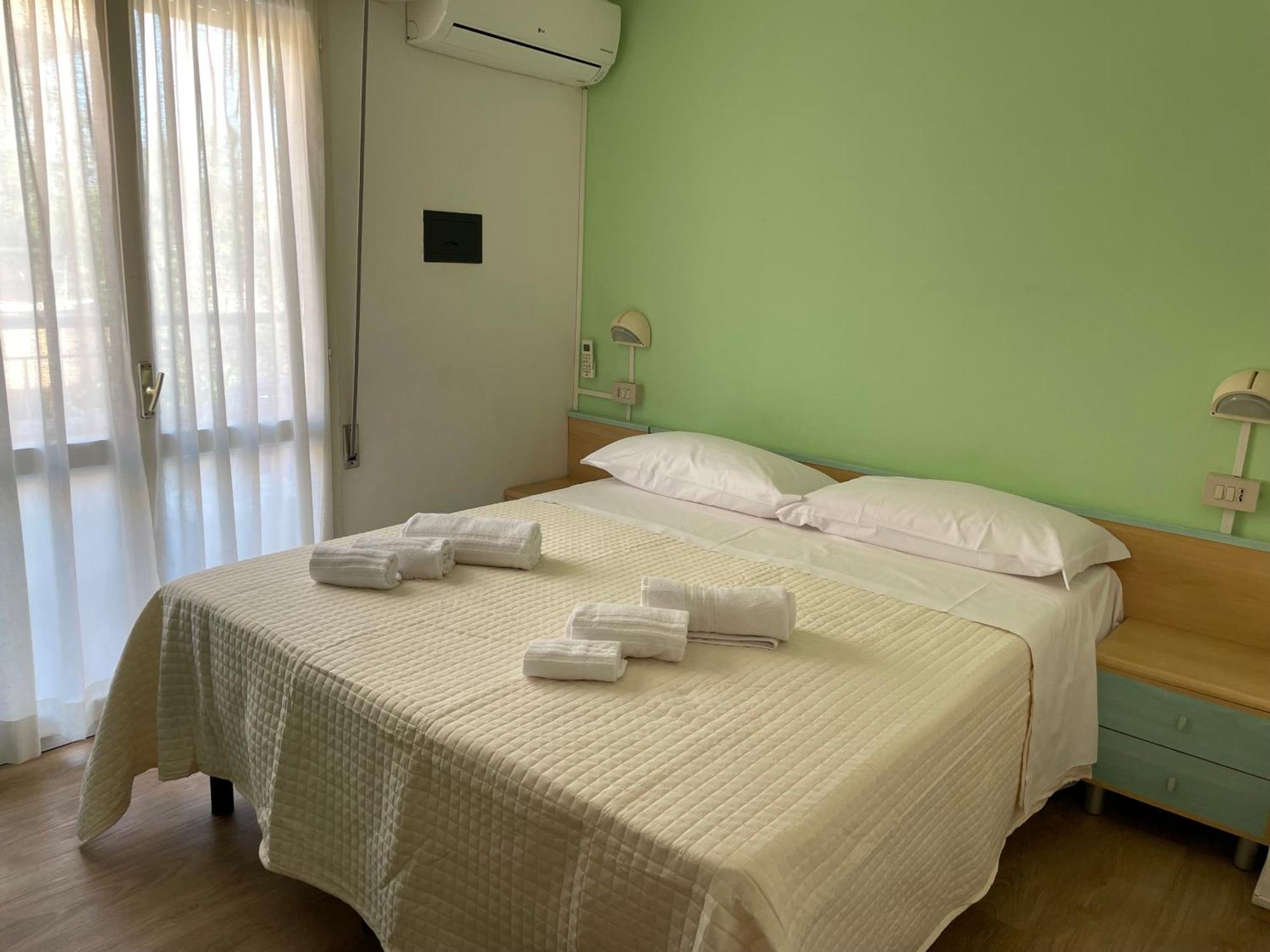 Hotel Barbiani Riccione Eksteriør bilde