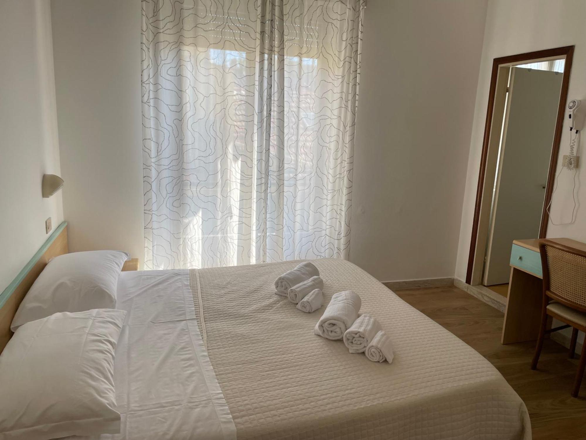 Hotel Barbiani Riccione Eksteriør bilde