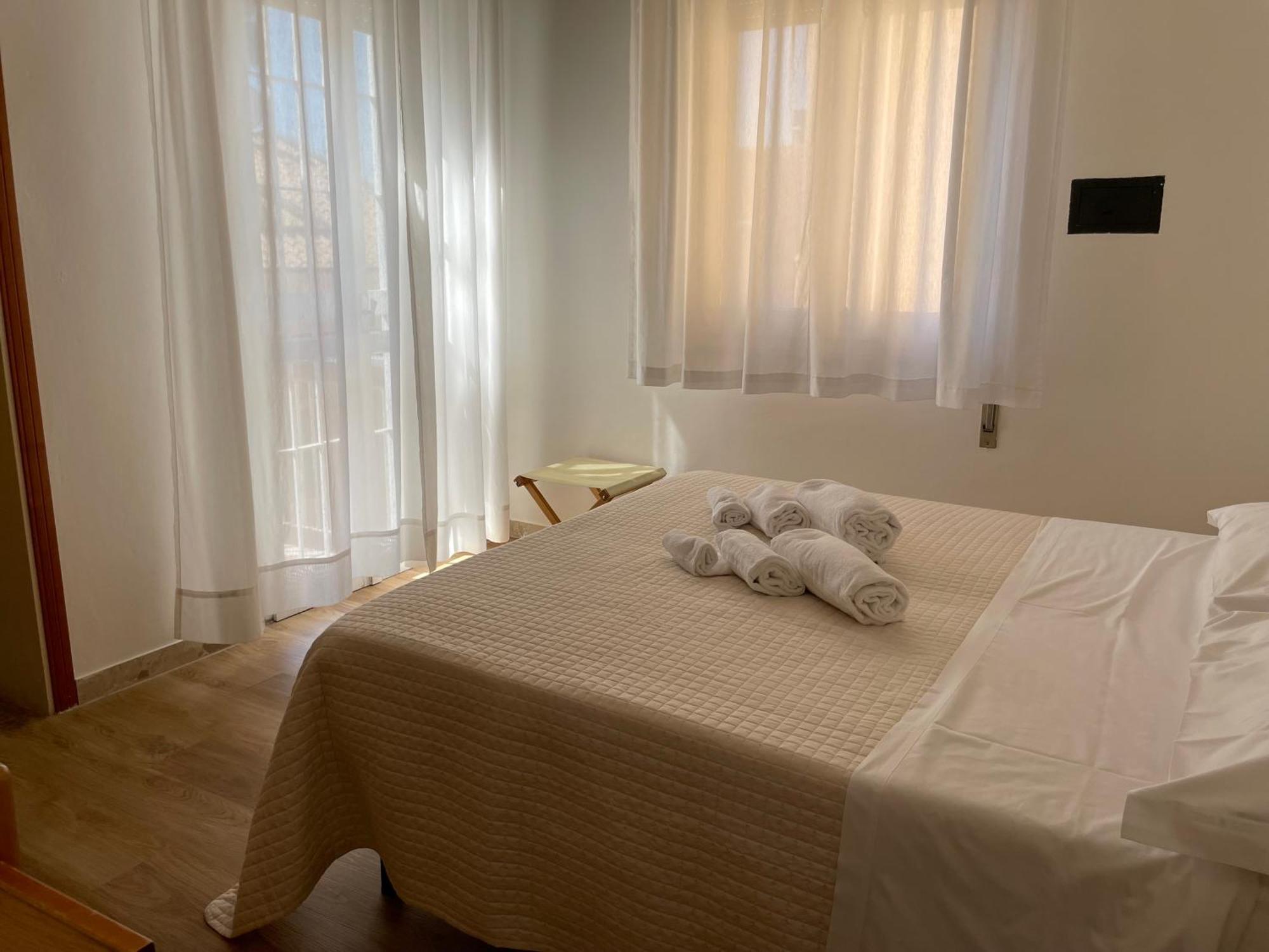 Hotel Barbiani Riccione Eksteriør bilde