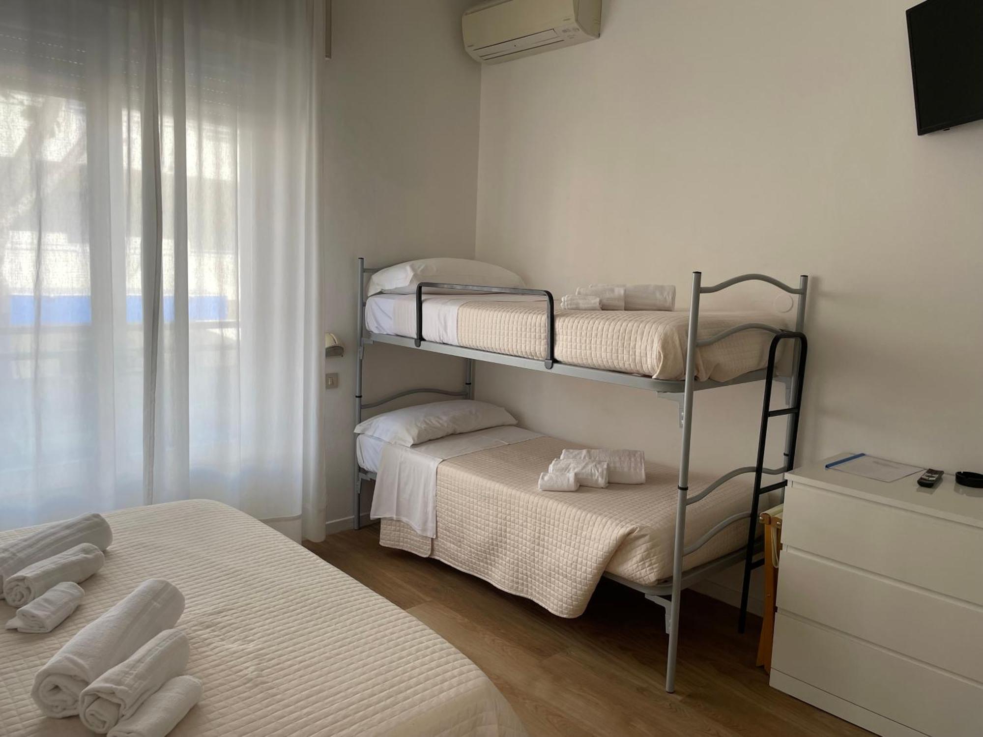 Hotel Barbiani Riccione Eksteriør bilde