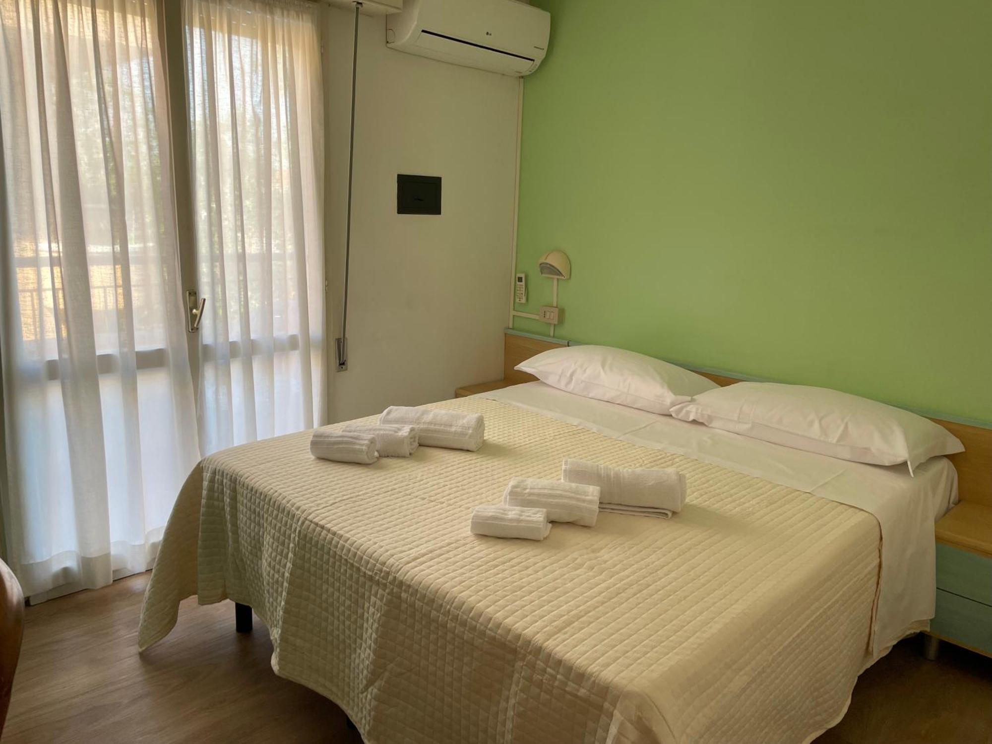 Hotel Barbiani Riccione Eksteriør bilde