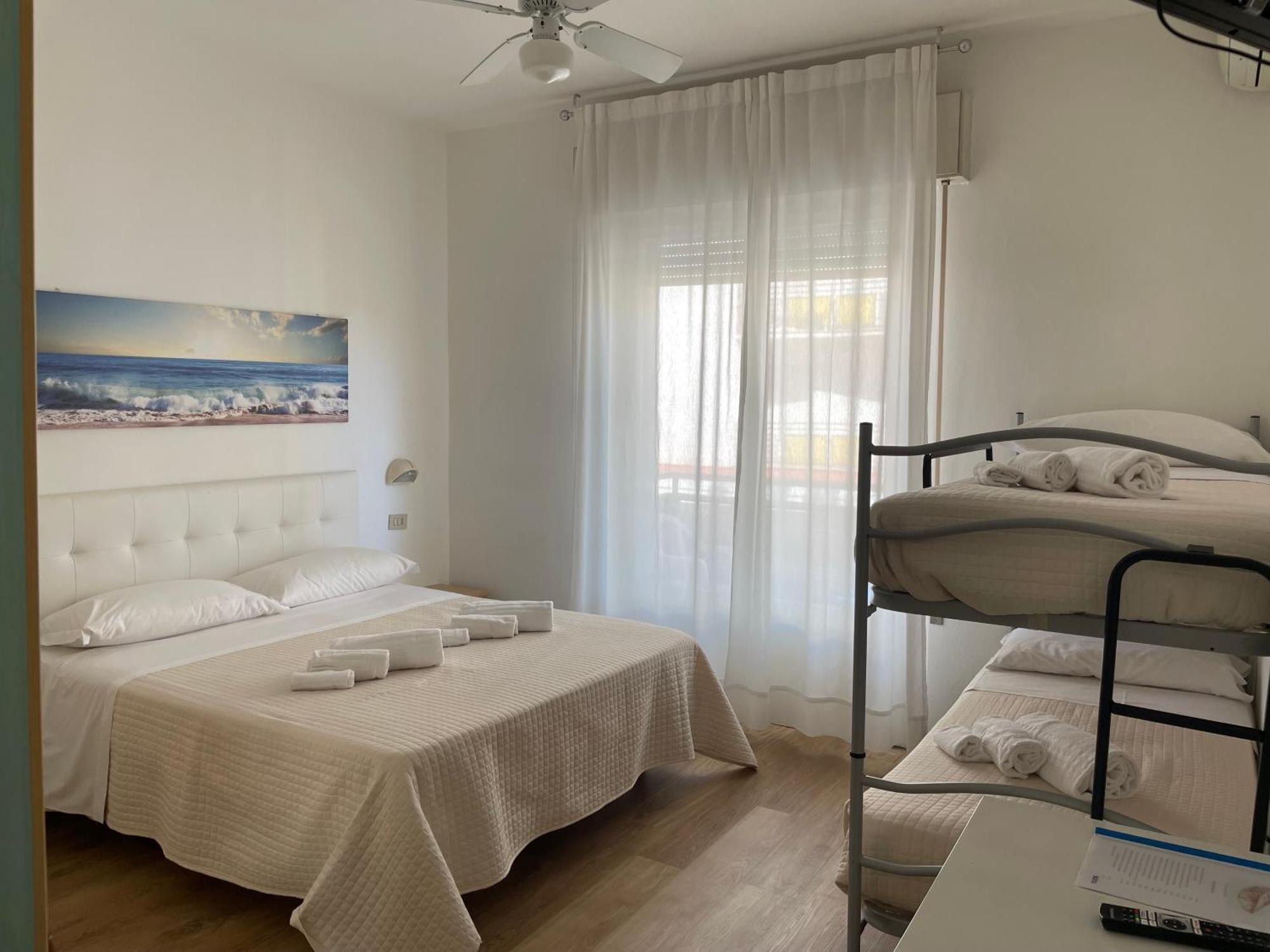 Hotel Barbiani Riccione Eksteriør bilde